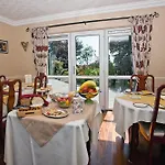 Gasthuis Newtown Farm 4*