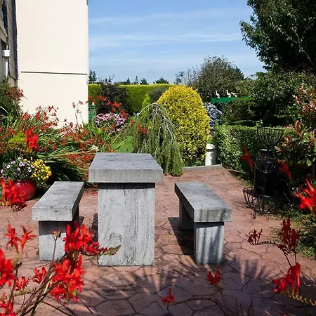 Newtown Farm בית הארחה 4*